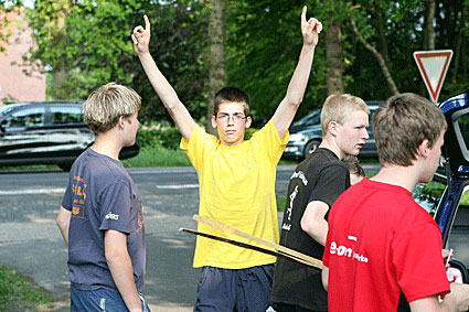 Die Läufer waren in guter Stimmung, Ossiloop 2007, letzte Etappe von Dunum nach Bensersiel